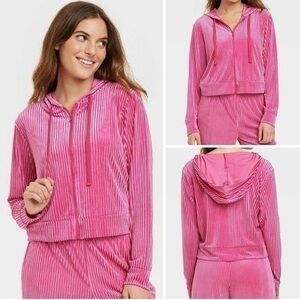 NWT! Colsie Velvet Zip-Up Hooded Sweatshirt 24”